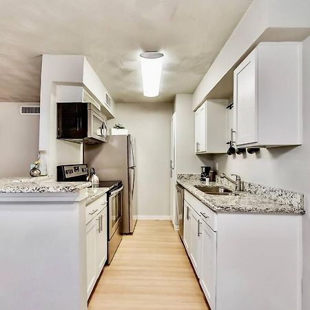 Dallas Boutique Flat + Arboretum Tickets Included المظهر الخارجي الصورة