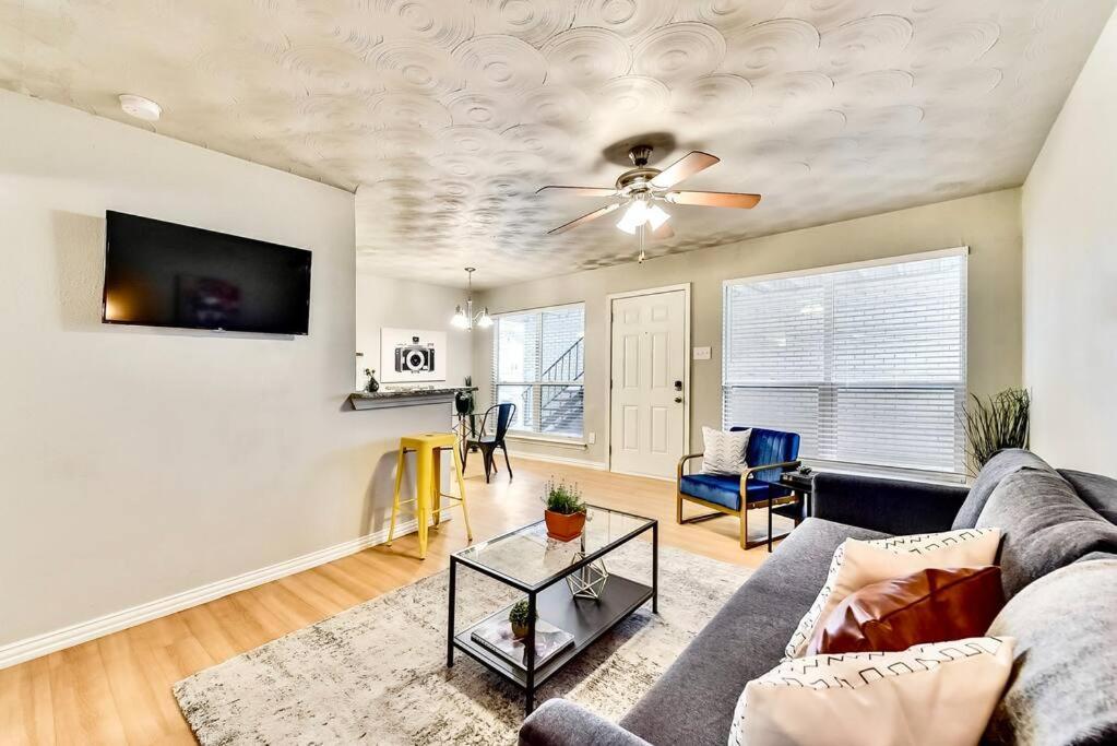 Dallas Boutique Flat + Arboretum Tickets Included المظهر الخارجي الصورة